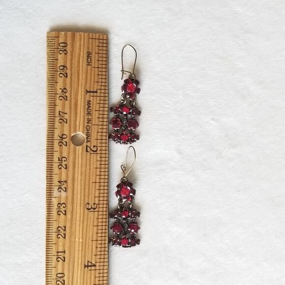 Vtg Dangle Flower Earrings Ruby Red Rhinestones Antiqued Gothic Boho Victorian - Picture 6 of 6
